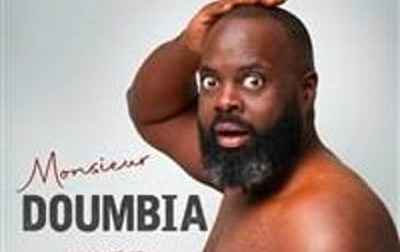 Issa Doumbia dans Monsieur Doumbia