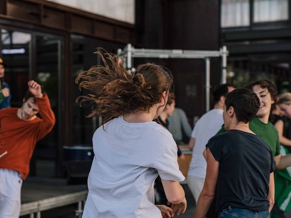 Bal géant participatif