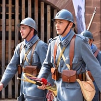 110e anniversaire de la bataille de Verdun et de l'introduction du casque Adrian